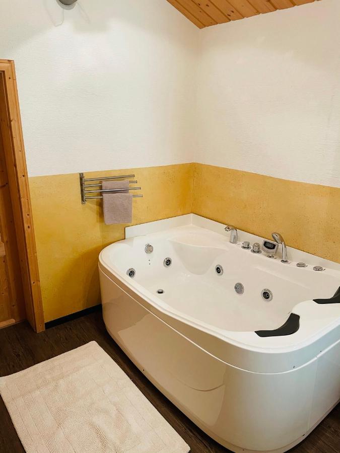Uriges Alpen-Apartment Stefan Juen See Ngoại thất bức ảnh